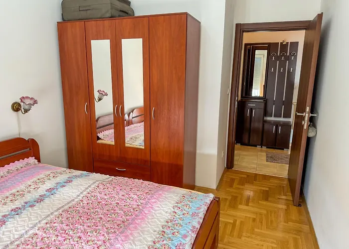 Apartment 50