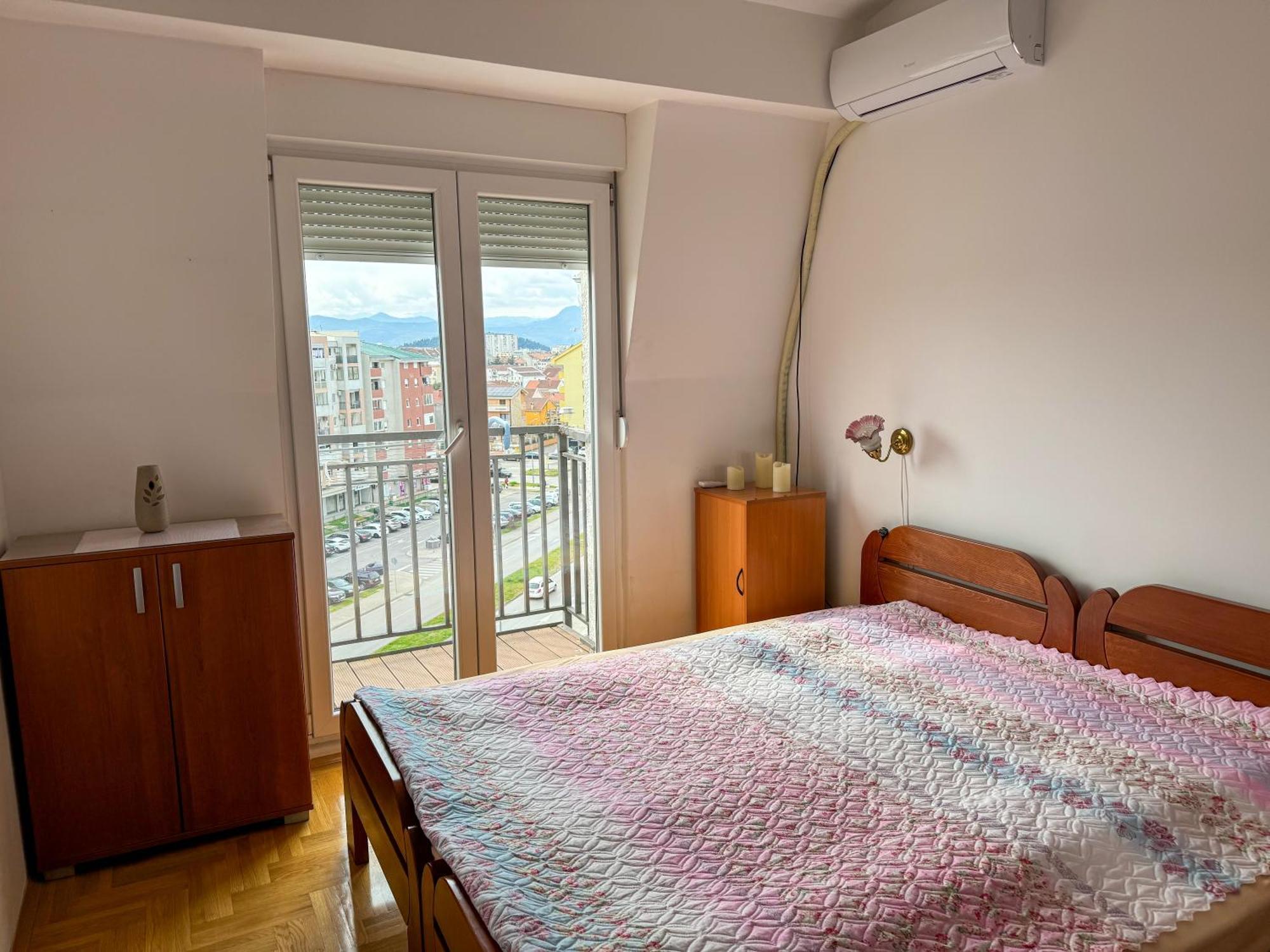50 Apartment